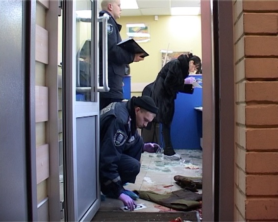 В Киеве ограбили ювелирный магазин и ранили охранника