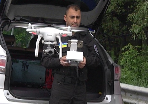 В Киевской области для борьбы с пробками полиция начала применять дроны (фото)