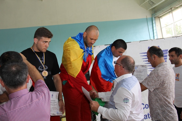 Александр Кондрашов поздравил украинскую сборную по универсальному бою с победой в чемпионате Европы