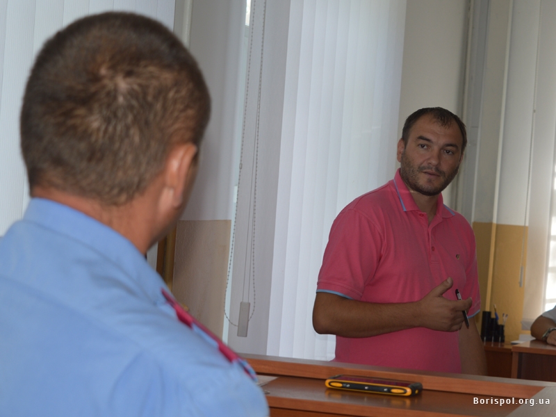 В Борисполе судят депутата, обругавшего крестный ход