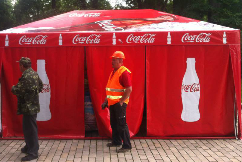 Киев освободили от очередных незаконных киосков. ФОТО 8080_n