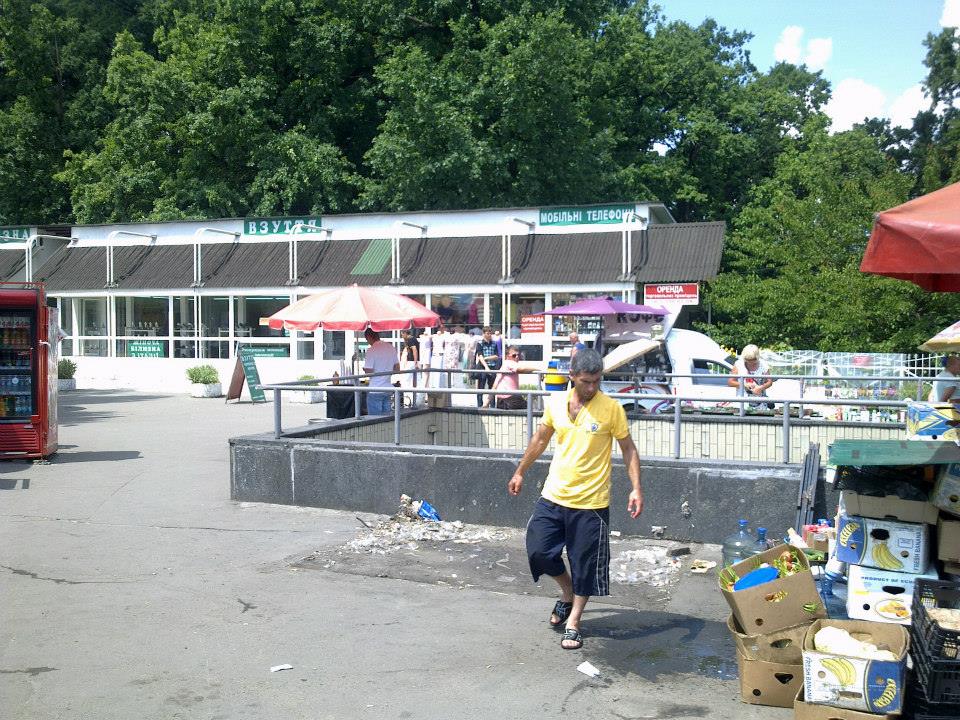 Киев освободили от очередных незаконных киосков. ФОТО 8089_n