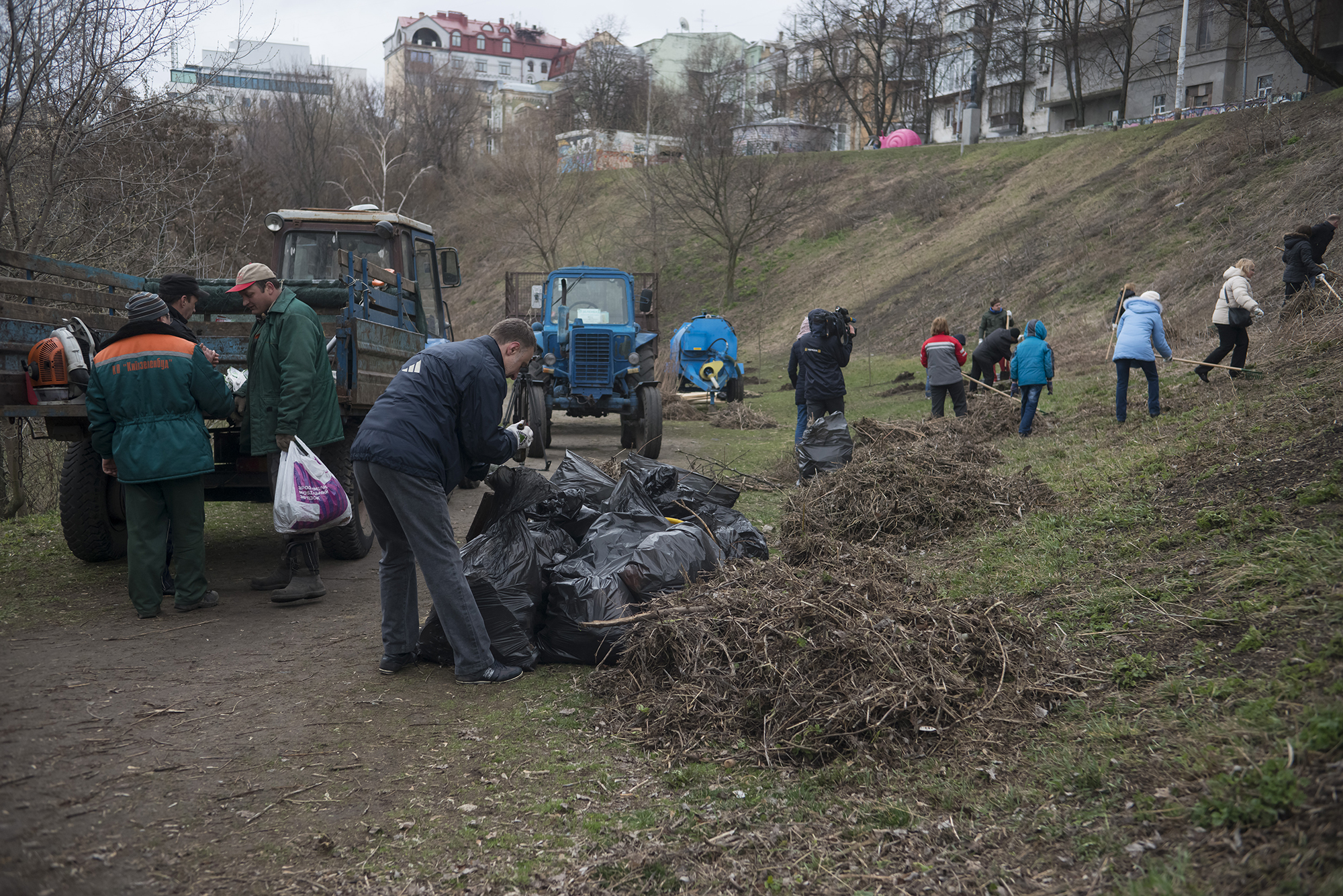 В июне в Киеве откроют новую лестницу с Пейзажной аллеи к урочищу Кожемяки