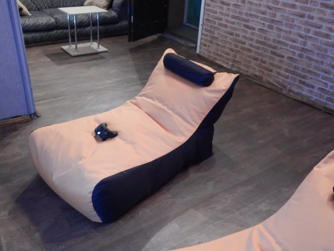 Где в Киеве поиграть на приставке?