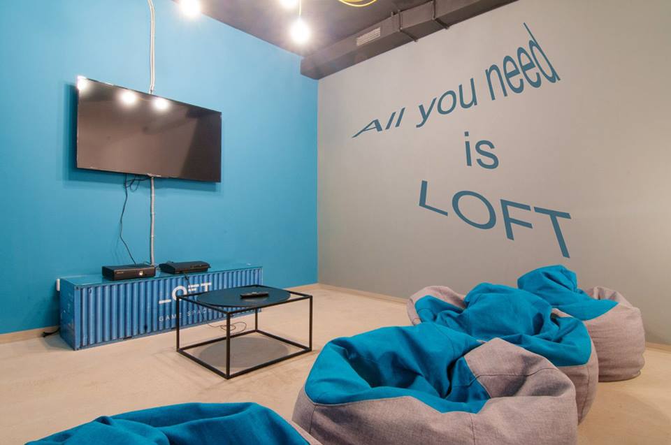 Где в Киеве поиграть на приставке?