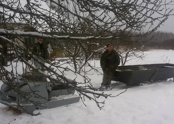 В зоне ЧАЭС задержали нелегала на снегоходе (фото)