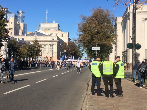 В центр Киева “пригнали” 3,5 тысячи полицейских (фото)