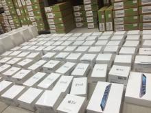 Столичные налоговики изъяли контрабандной продукции Apple на сумму более 1 млн. гривень