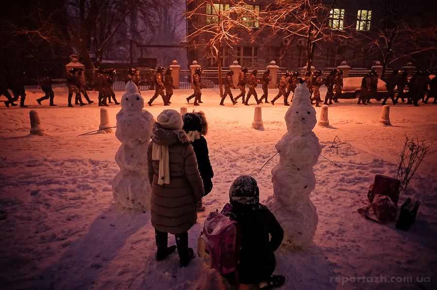 Этой ночью Евромайдан устоит