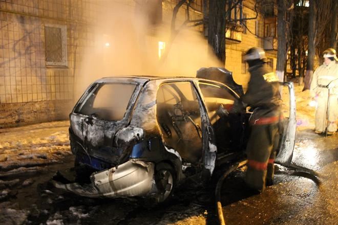 Пожарные посчитали, сколько в Киеве уже сожгли автомашин