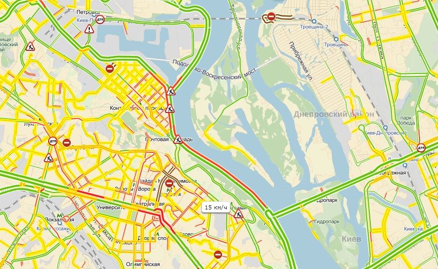 В Киеве пробки 3 балла. Загружены Подол и центр