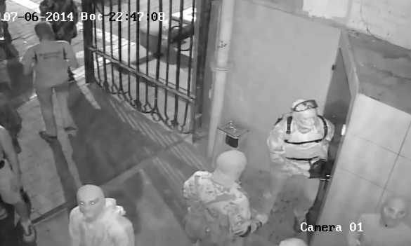 Неизвестные напали на гей-клуб около Майдана (видео)
