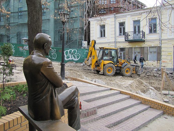 Реконструкцию Андреевского обещают закончить к концу января