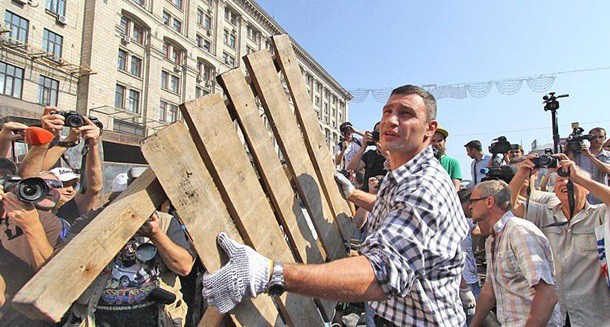 Столичные власти объявили начало двухмесячной “толоки”