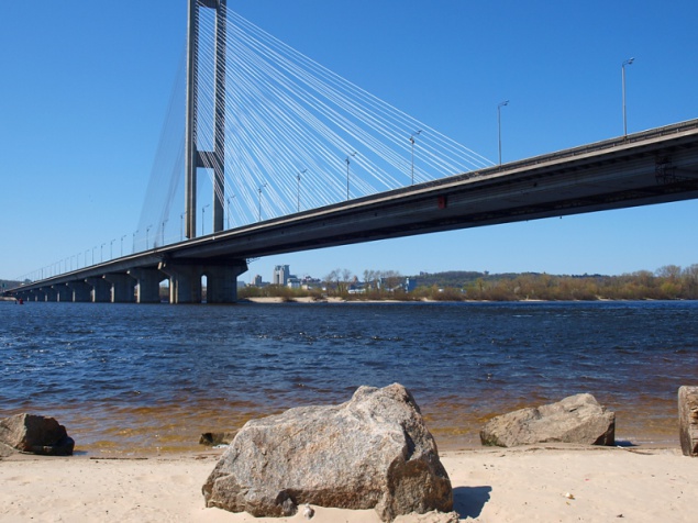 В Днепре возле Южного моста нашли утопленника