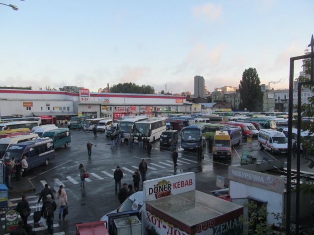 В Киеве закроют все автовокзалы кроме одного - возле Центрального ж/д вокзала