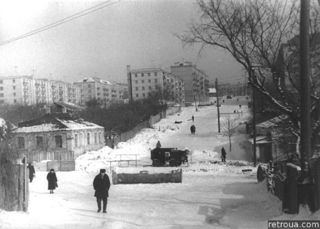 На сайте столичной власти начато общественное обсуждение проекта решения о переименовании улицы Ванды Василевской на Януша Корчака