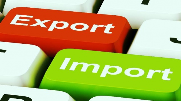 Объемы экспорта и импорта товаров Киевской области падают