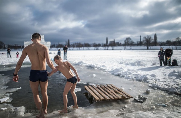 Крещенские купальцы. Как депутаты Киевсовета отметили Крещение Господне