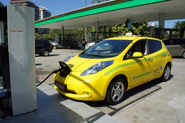 На дорогах Киева появится электромобильное такси