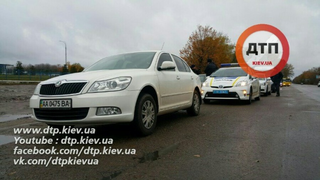 В Киеве подполковник милиции проехал на красный свет - в полиции заподозрили у него алкогольное опьянение (фото, видео)