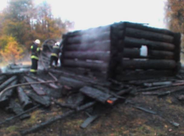 В музее архитектуры Пирогово в Киеве сгорела экспозиция (фото)