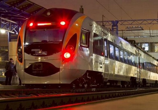 “Укрализныця” запустит в феврале дополнительный поезд Киев-Запорожье
