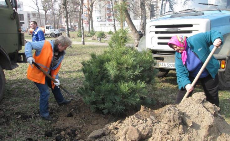 “Киевзеленбуд” берется привести в порядок в этом году 120 парков и скверов (видео)