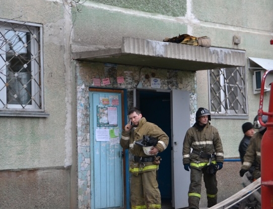 Спасатели столичного региона помогли застрявшим бабушке и маленькому мальчику (фото)