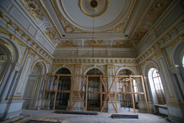На реконструкции Мариинского дворца в 2016 году фиктивные фирмы “наварили” 13,5 млн бюджетных гривен - “Громекс”