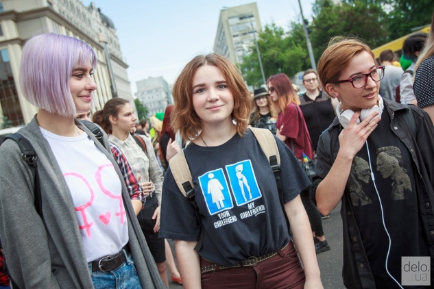 Марш равенства прошел улицами Киева в окружении полиции и националистов (фото, видео)