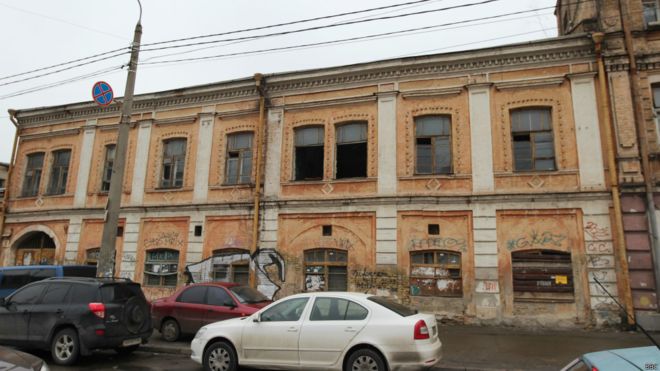 В Киеве из-за бездействия чиновников рушится очередной памятник архитектуры