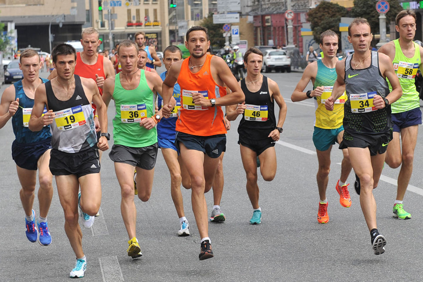 Завтра в Киеве из-за Intersport Ukraine Run изменят маршруты четырех автобусов и троллейбуса (схемы)