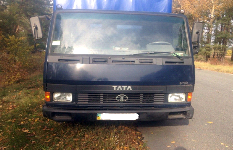 На Киевщине задержан грузовик с радиоактивным металлоломом (фото)