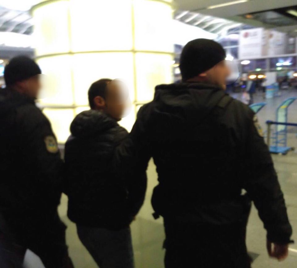 В аэропорту “Борисполь” поймали азербайджанца, поставлявшего украинок в бордели Турции и ОАЭ