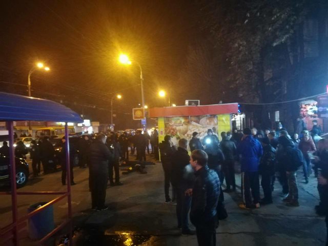 Ночной погром на Щербакова в Киеве оказался общественной акцией Нацкорпуса против игорного бизнеса (фото, видео)