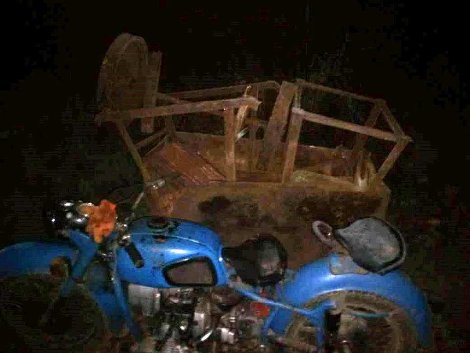 Мужчина пытался вывезти из Чернобыльской зоны на мотоцикле 200 кг металлолома