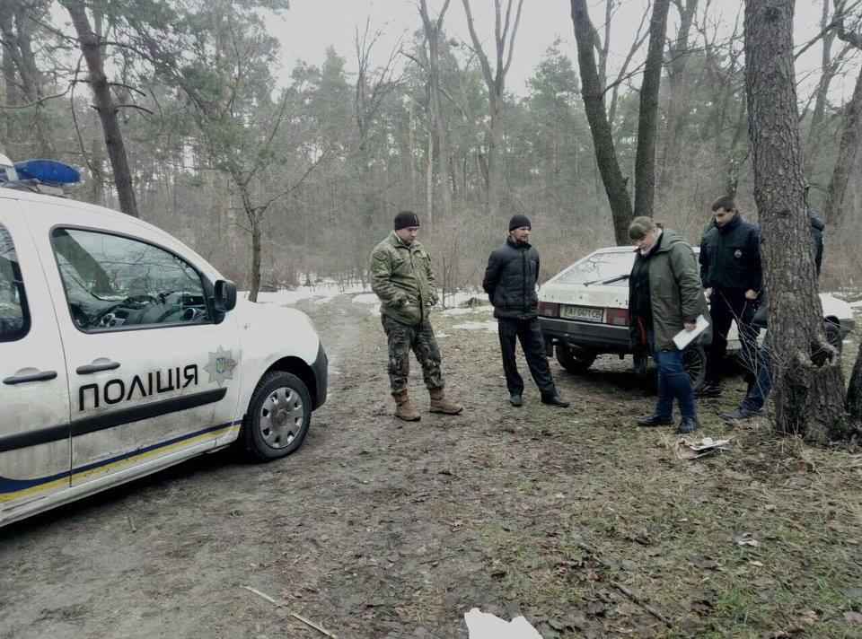В Дарницком лесничестве Киева предотвращена кража елок