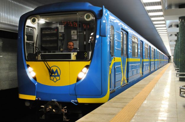 Киевский метрополитен сообщил что чаще всего теряют пассажиры