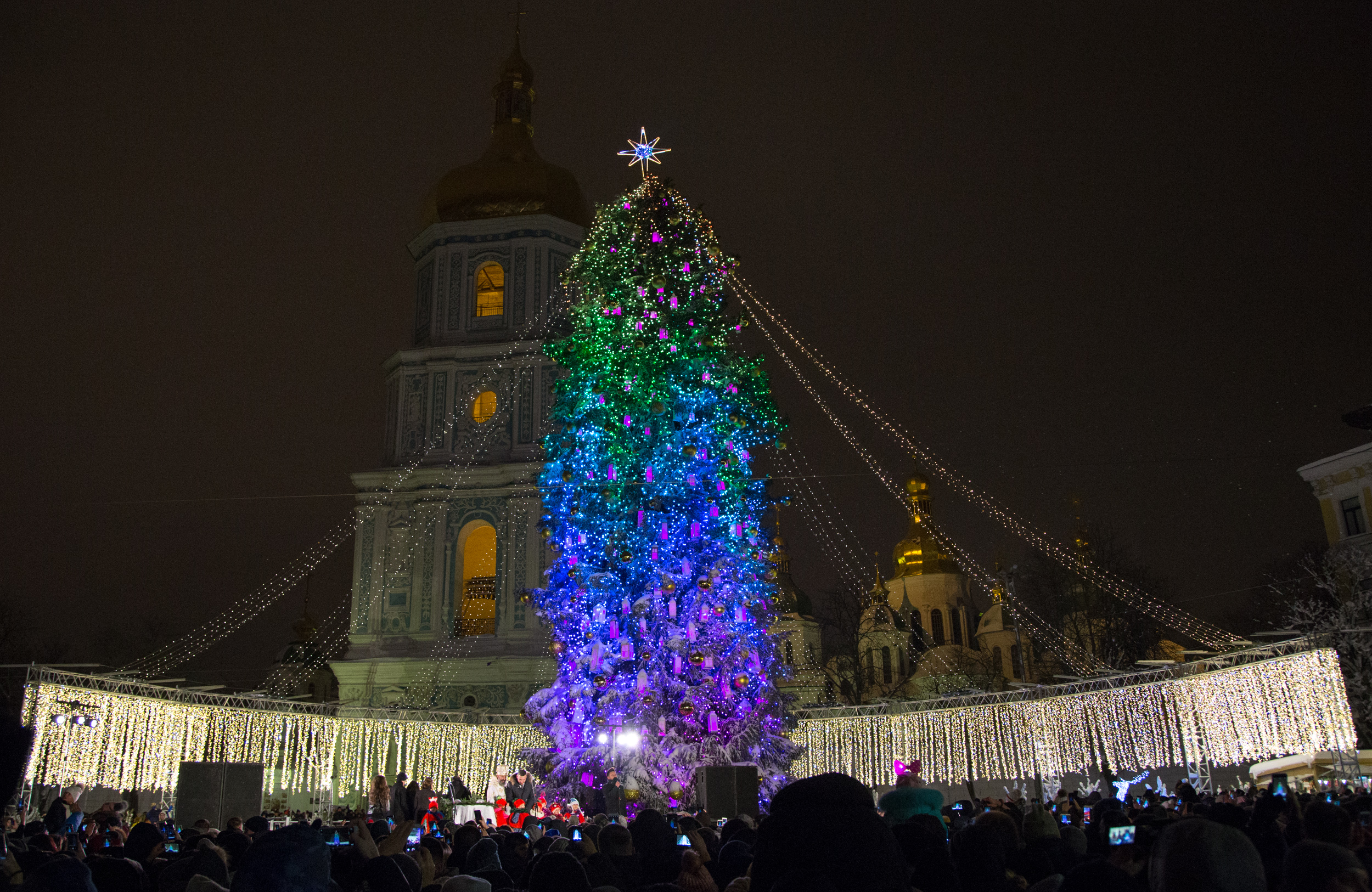 Власти Киева анонсировали развлекательную программу на новогоднюю ночь на Софиевской площади