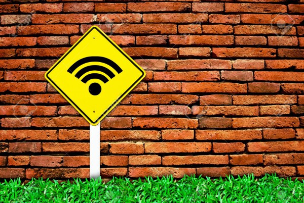 На четырех столичных площадях запустили бесплатный Wi-Fi