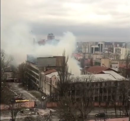 В Киеве на заводе “Радар” произошел пожар (видео)