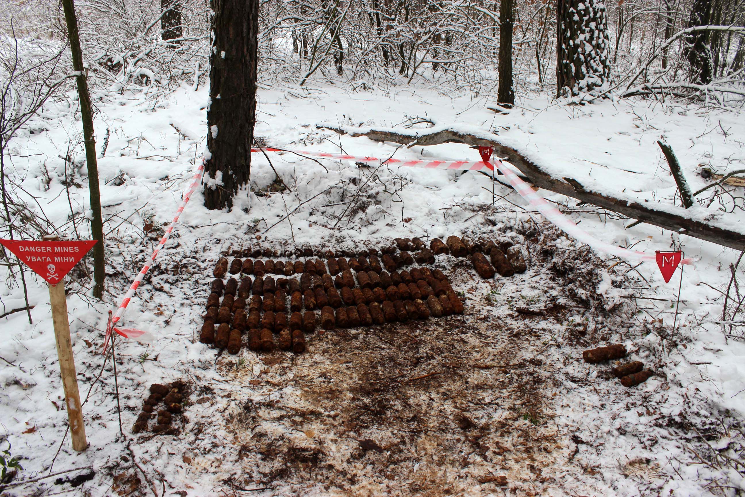 На Киевщине найдено 152 взрывоопасных предмета (фото, видео)