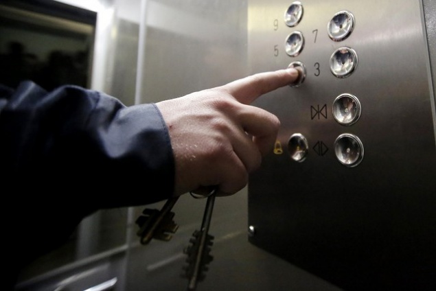 Часть жилых домов Киева оборудовали системой защиты от краж теплосчетчиков и лифтового оборудования