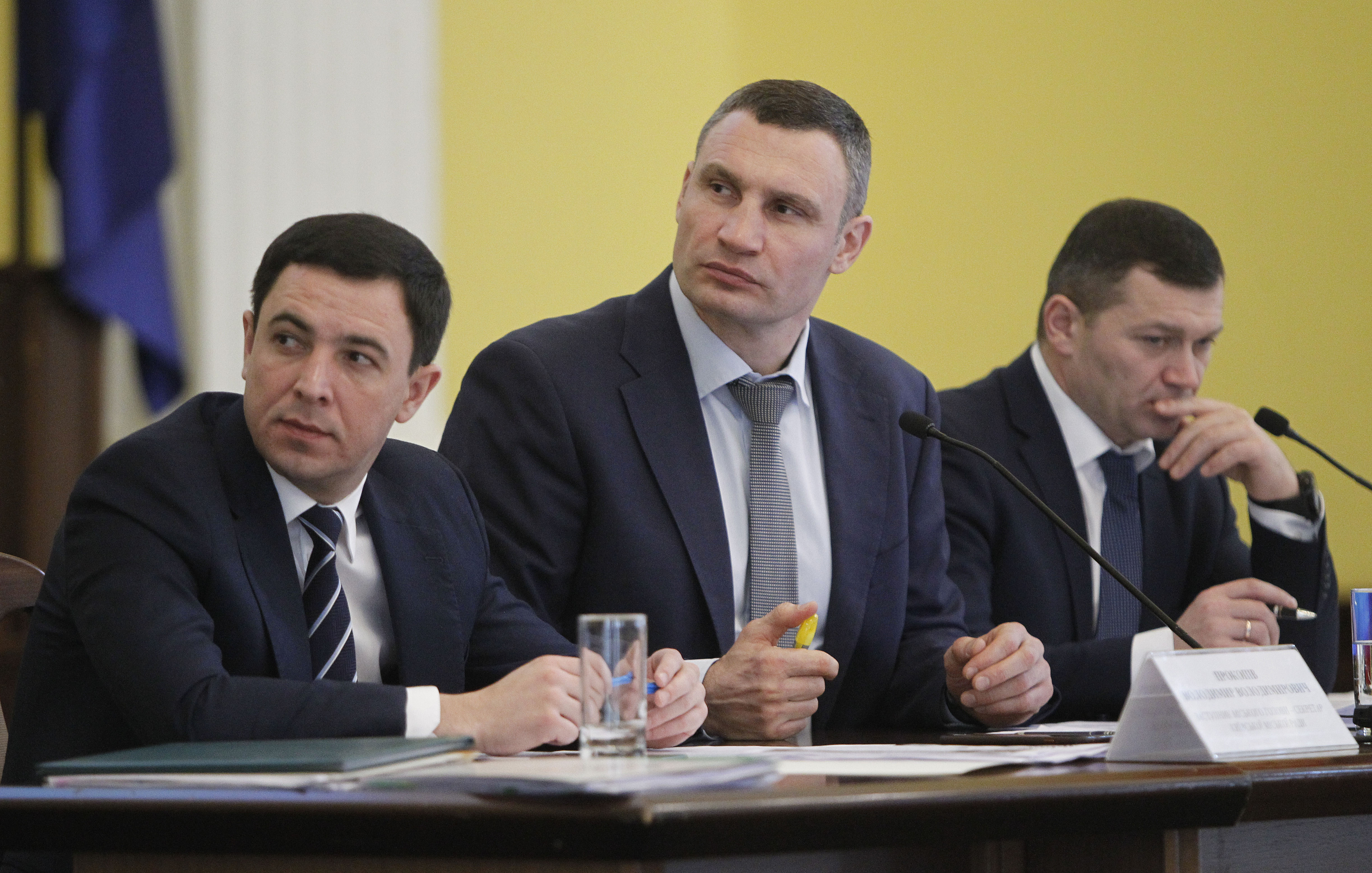 Прокопив объявил перерыв в заседании Киевсовета до 1 марта