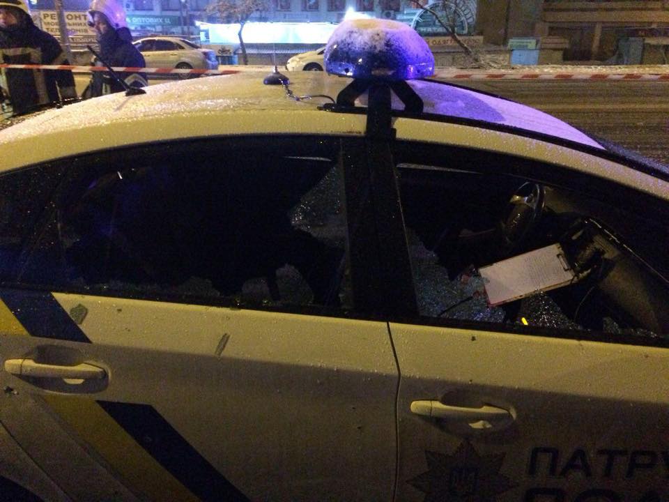 Взрыв гранаты на Троещине в Киеве: полиция сообщила подробности (фото)