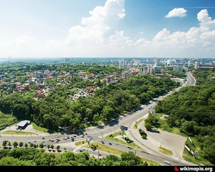 Депутат Киевсовета предлагает переименовать столичную площадь Героев Великой Отечественной войны
