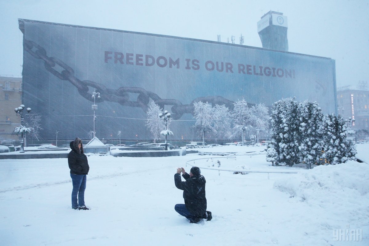 Фасад Дома профсоюзов в Киеве откроют после потепления