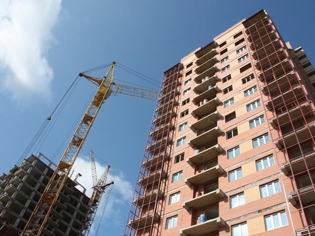 Отменено решение суда, по которому были получены права собственности на дом с “лишними” этажами на улице Нововокзальной в Киеве