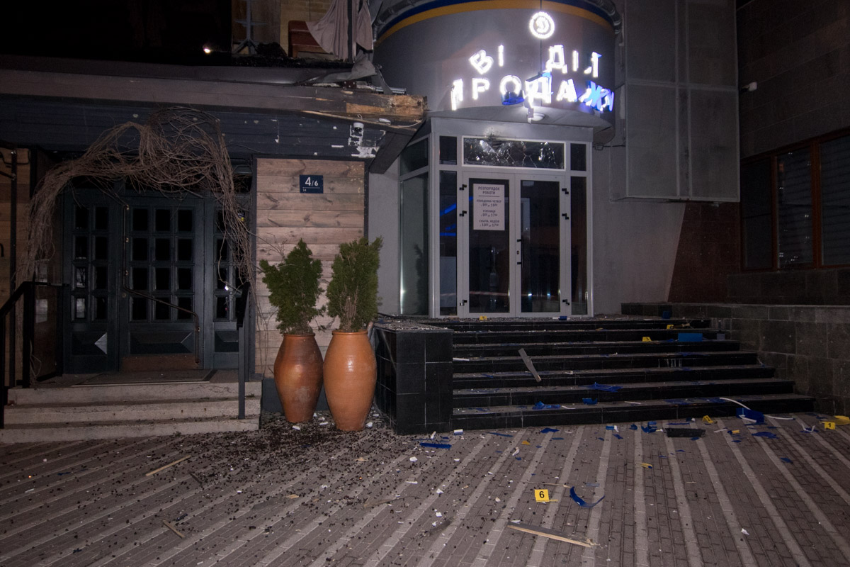 В “Киевгорстрое” назвали обстрел офиса компании из гранатомета попыткой дестабилизировать работу холдинга
